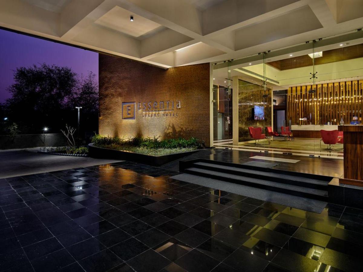 Essentia Luxury Hotel Indore Eksteriør bilde